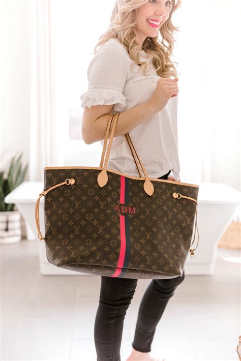 lv neverfull gm dimensions|louis vuitton neverfull gm personalized.